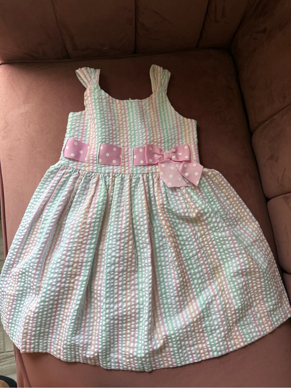 Girls dress